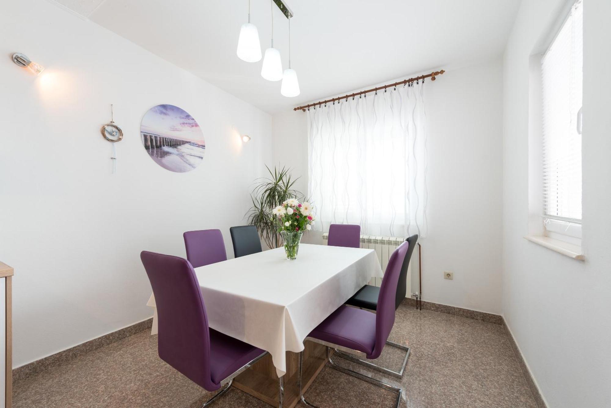 Luxury Apartment With Garden Jacuzzi And Wellness Trogir Exteriör bild