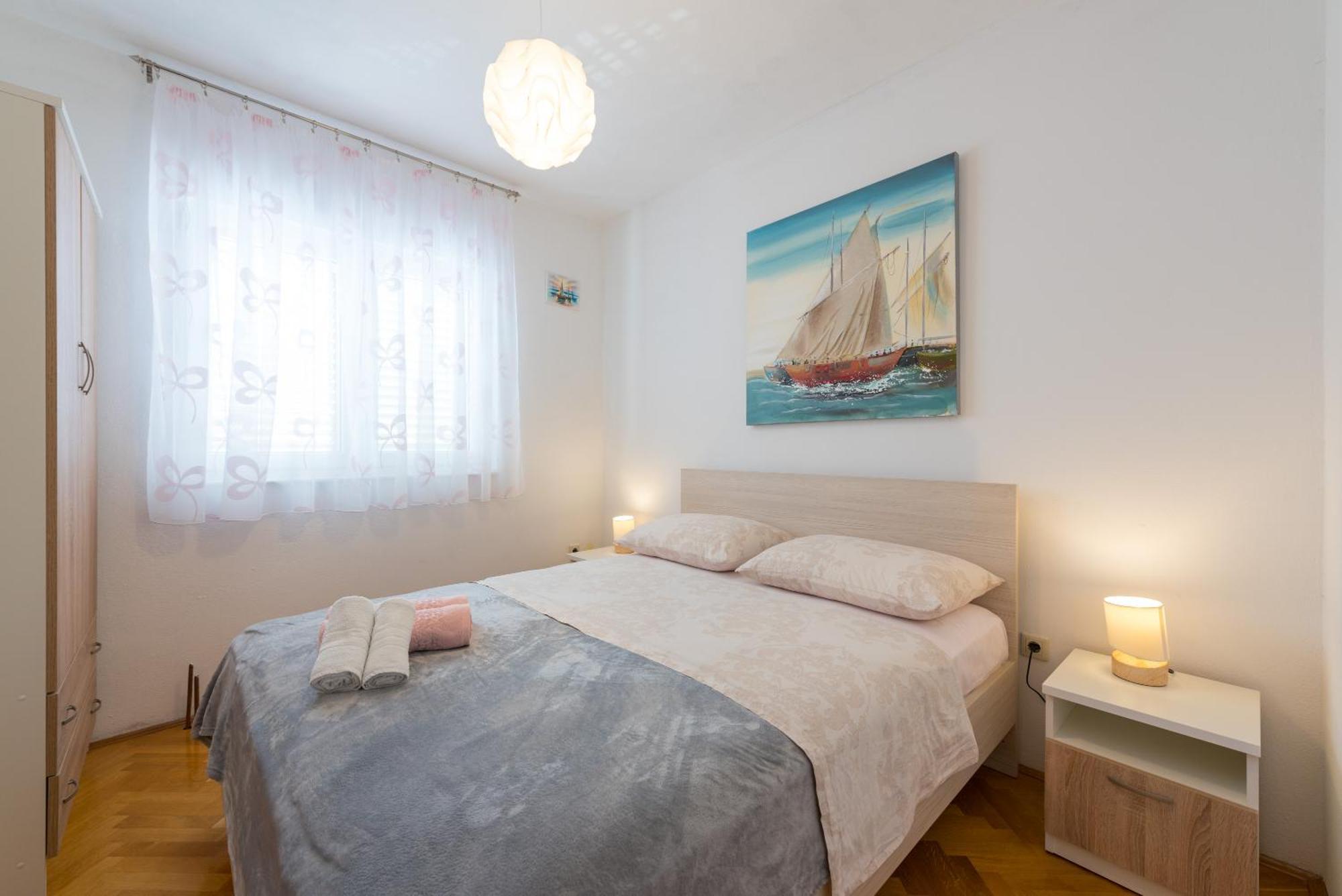 Luxury Apartment With Garden Jacuzzi And Wellness Trogir Exteriör bild